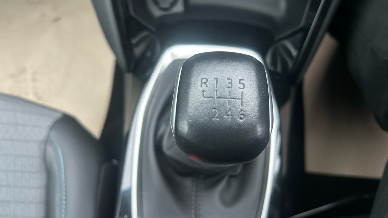 Peugeot 208 1.2 PureTech 100 Allure Premium + 5dr Petrol Hatchback